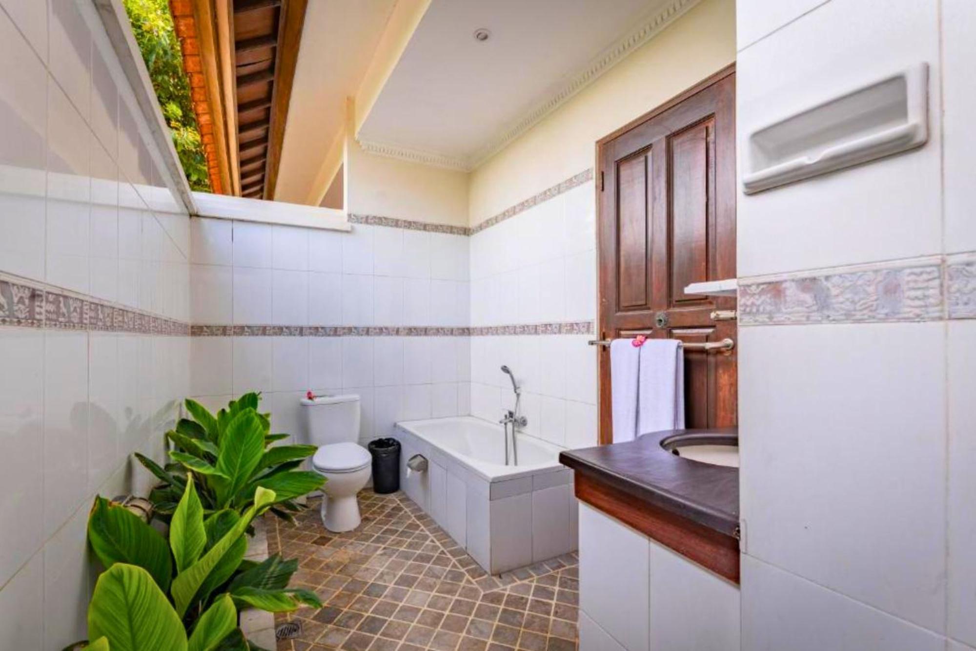 Onkita 4 Bedroom Private Pool Zn254 Villa